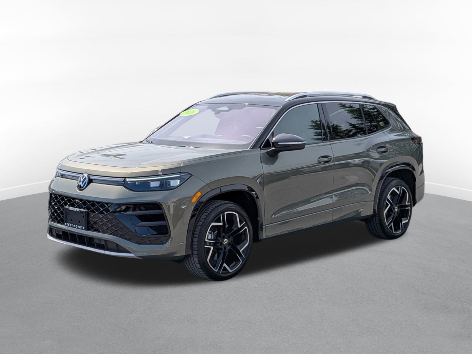 2026 Volkswagen Tiguan 2.0T SEL R-Line Turbo