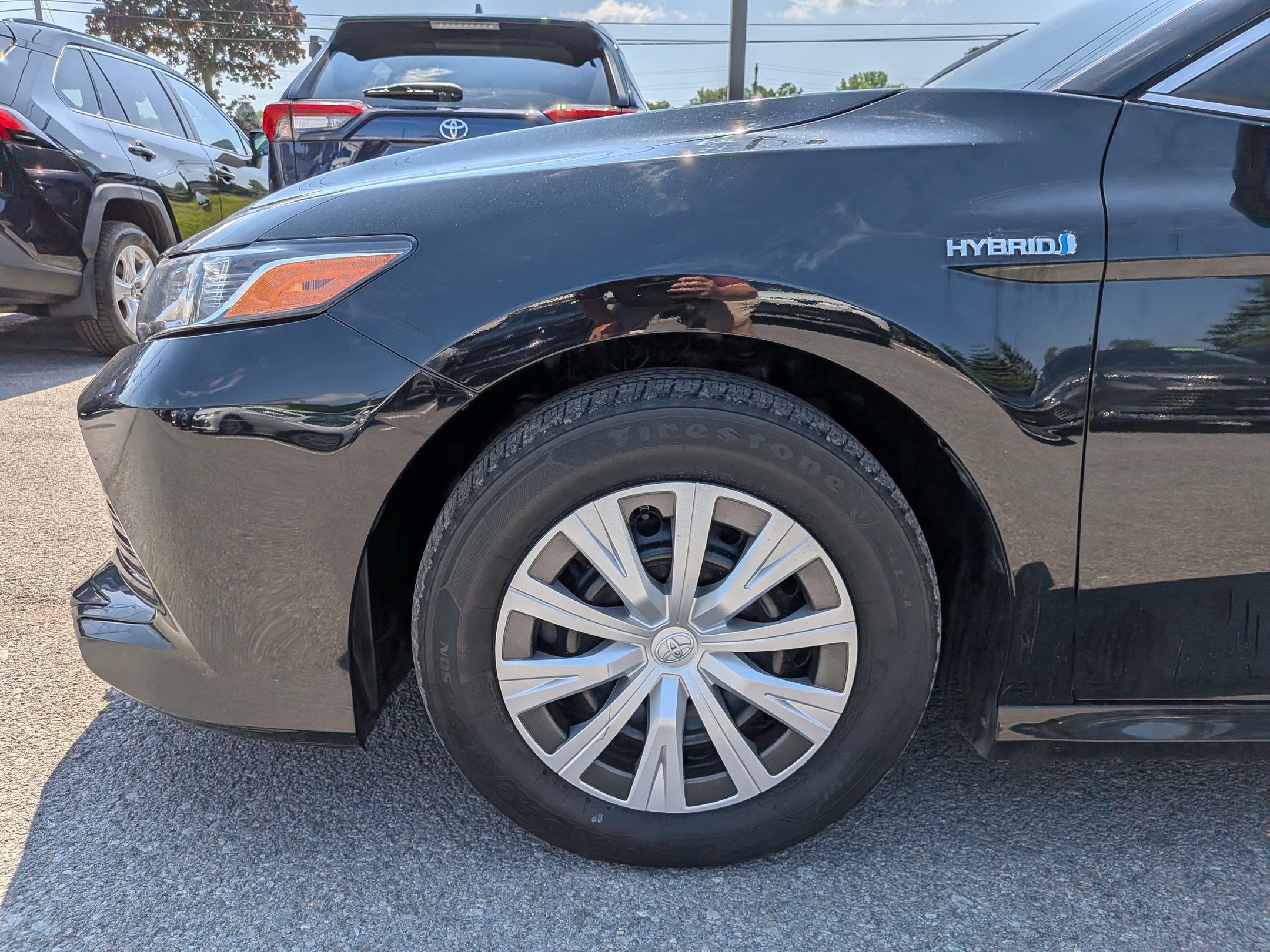 2019 Toyota Camry Hybrid LE