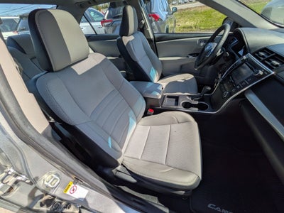 2016 Toyota Camry SE
