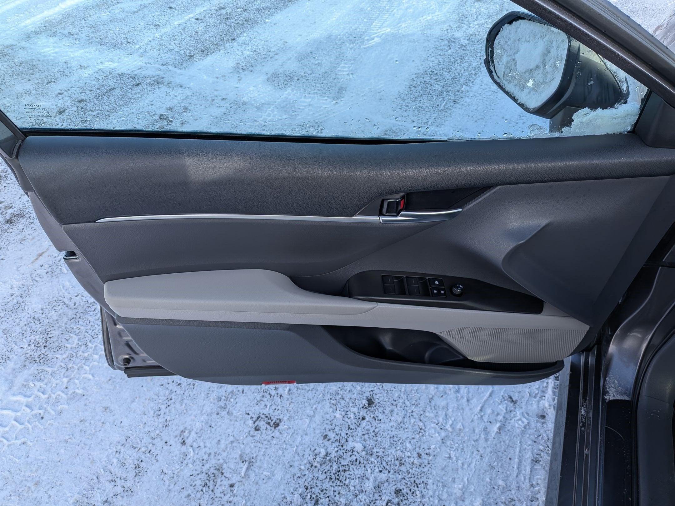 2023 Toyota Camry LE AWD