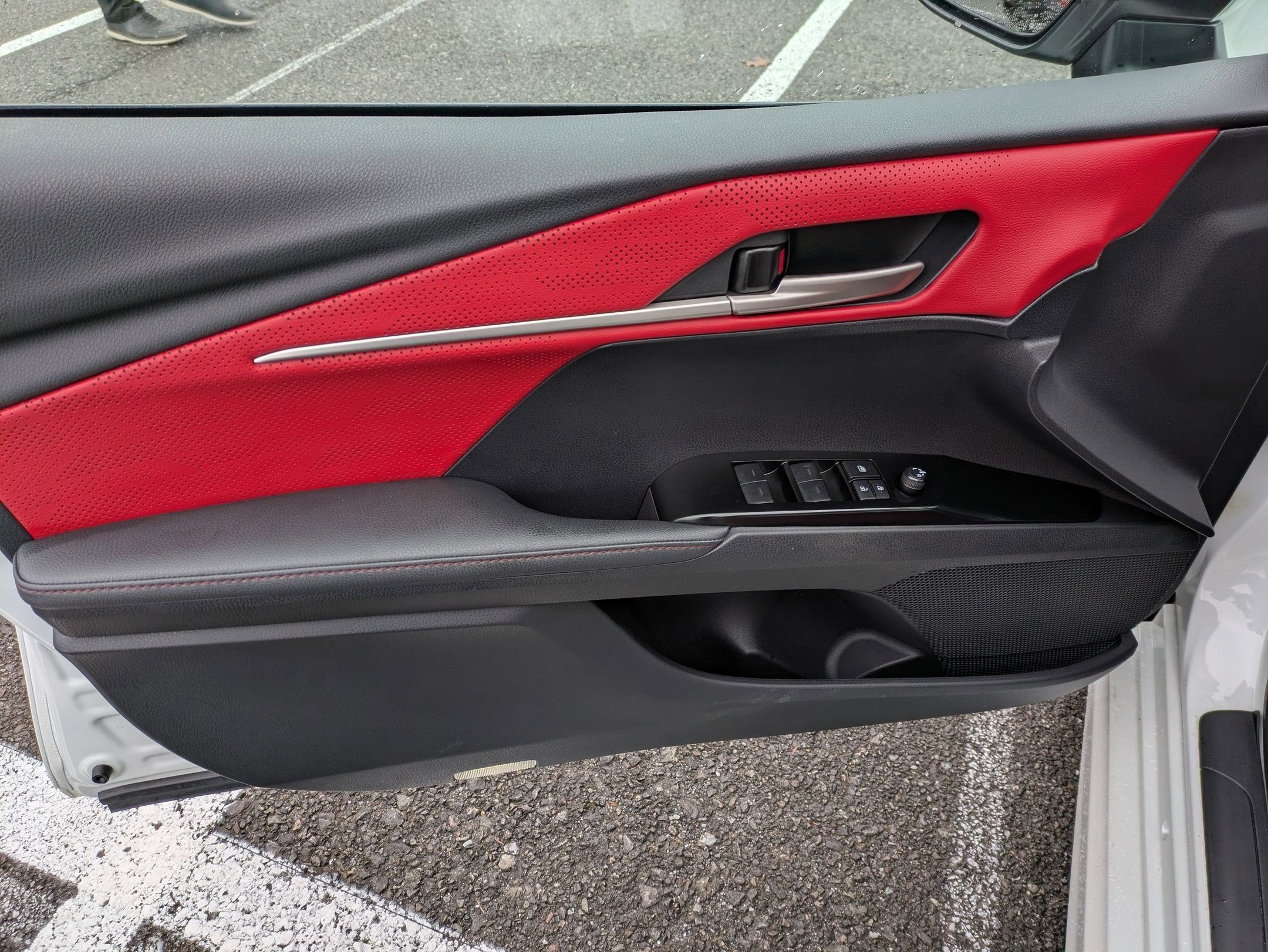 2025 Toyota Camry XSE w/ Premium Plus Pkg