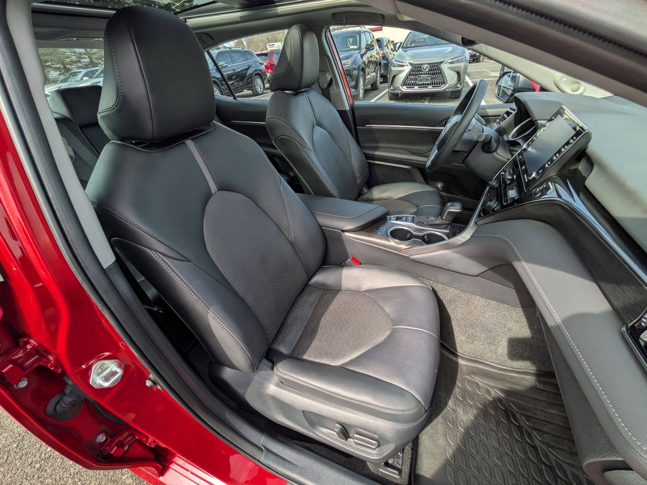 2023 Toyota Camry XLE AWD w/ Cold Weather Pkg