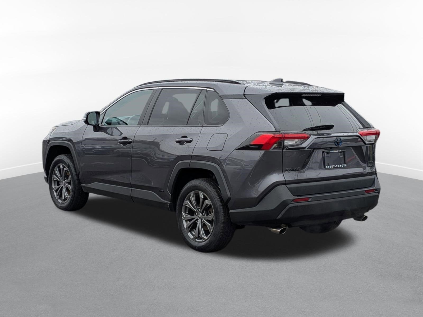 2022 Toyota RAV4 Hybrid XLE Premium w/ Premium Weather Pkg