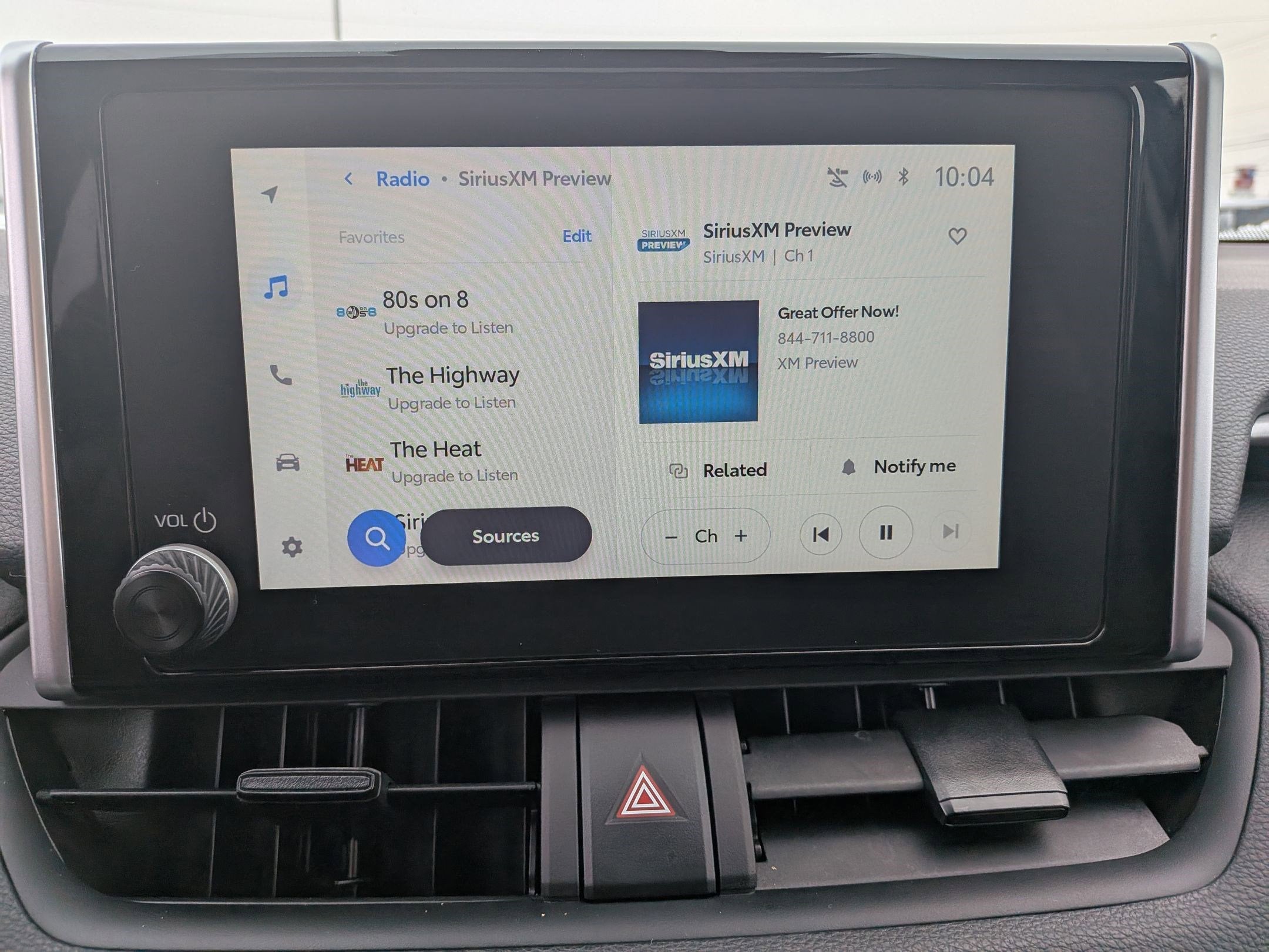 2023 Toyota RAV4 Hybrid XLE w/ Convenience & Cold Weather Pkg