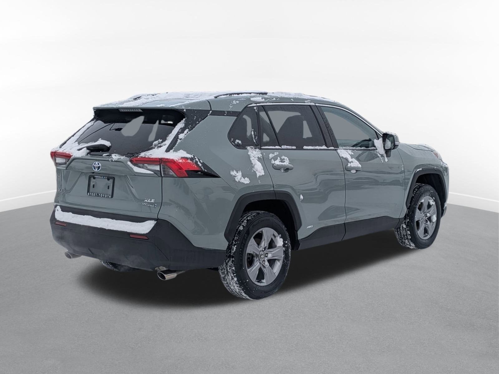 2023 Toyota RAV4 Hybrid XLE w/ Convenience & Cold Weather Pkg