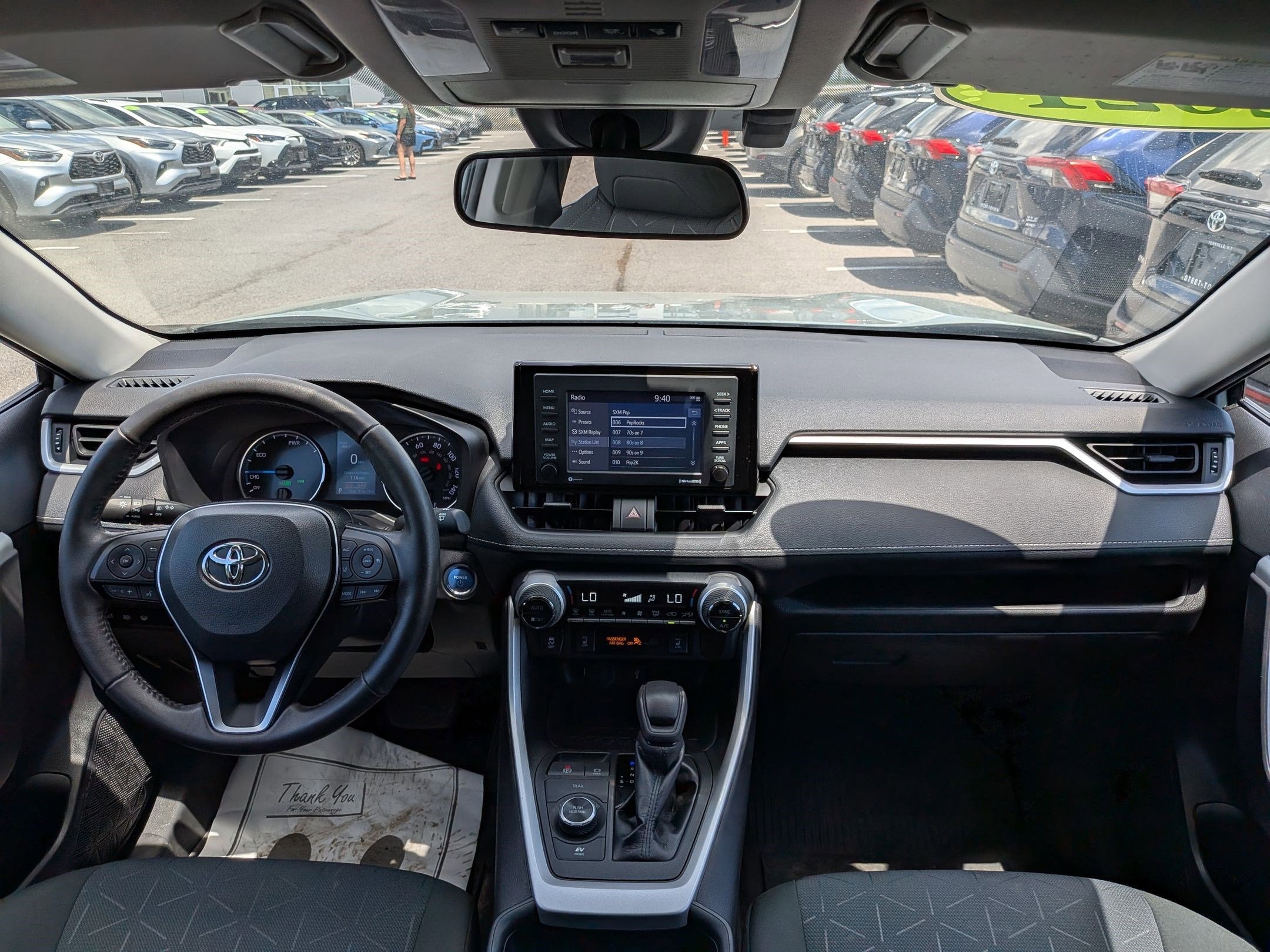 2021 Toyota RAV4 Hybrid XLE w/ Cold Weather Pkg