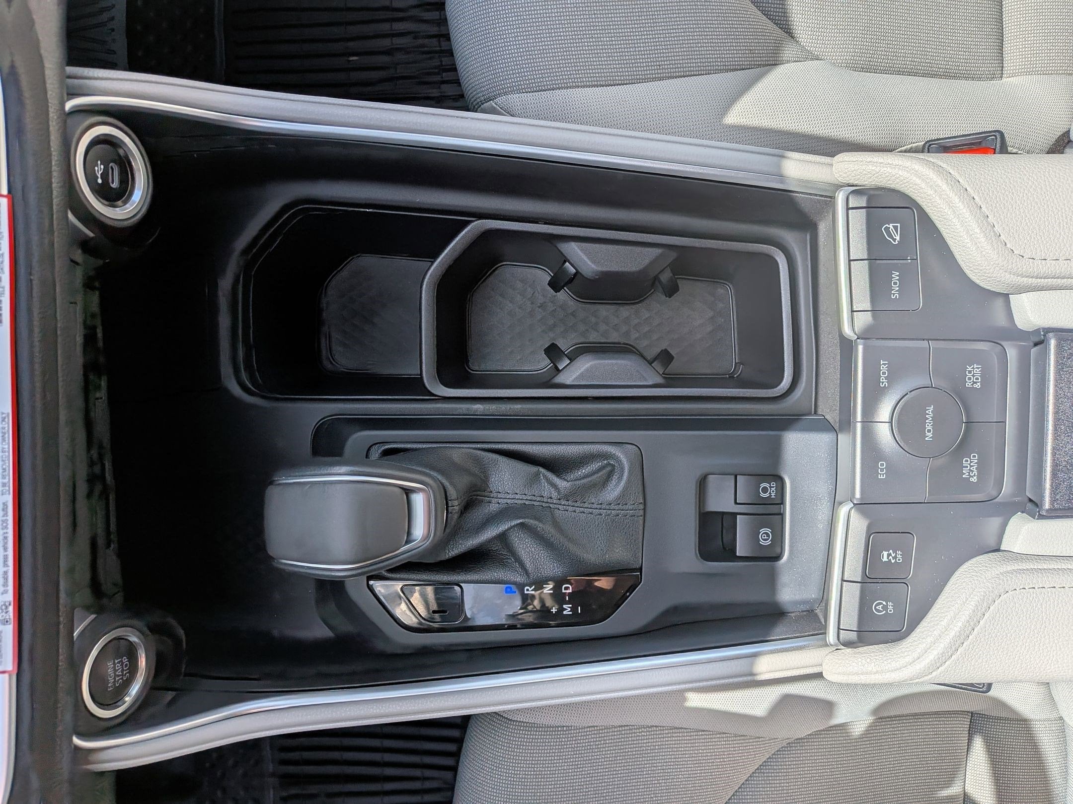 2026 Toyota Grand Highlander LE