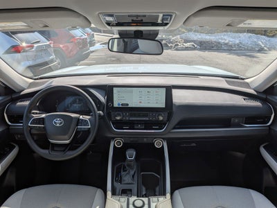 2026 Toyota Grand Highlander LE