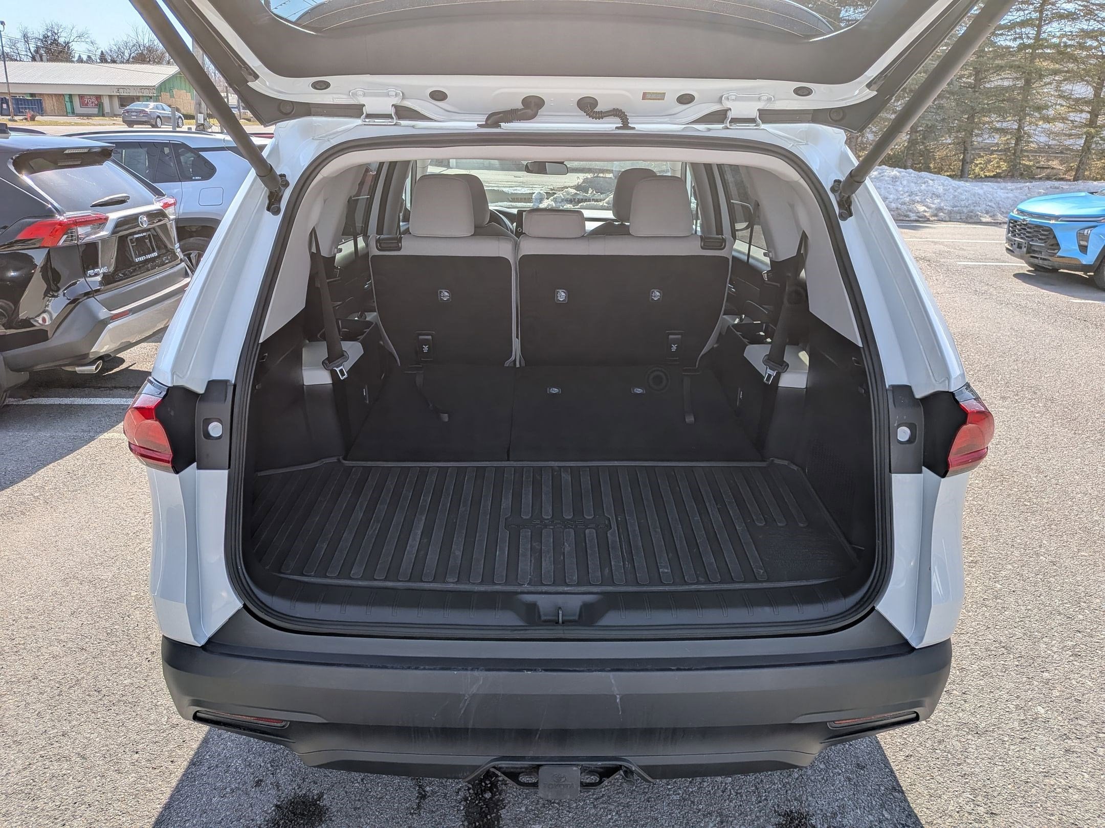 2026 Toyota Grand Highlander LE