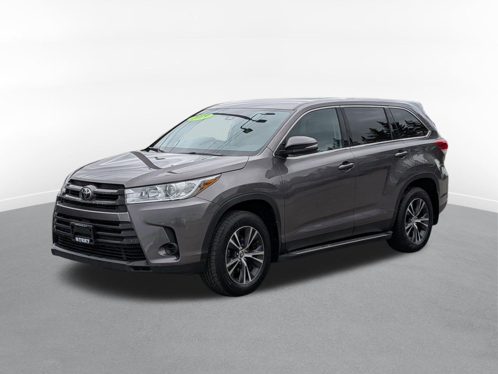 2019 Toyota Highlander LE