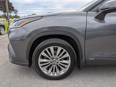 2024 Toyota Highlander Hybrid Platinum