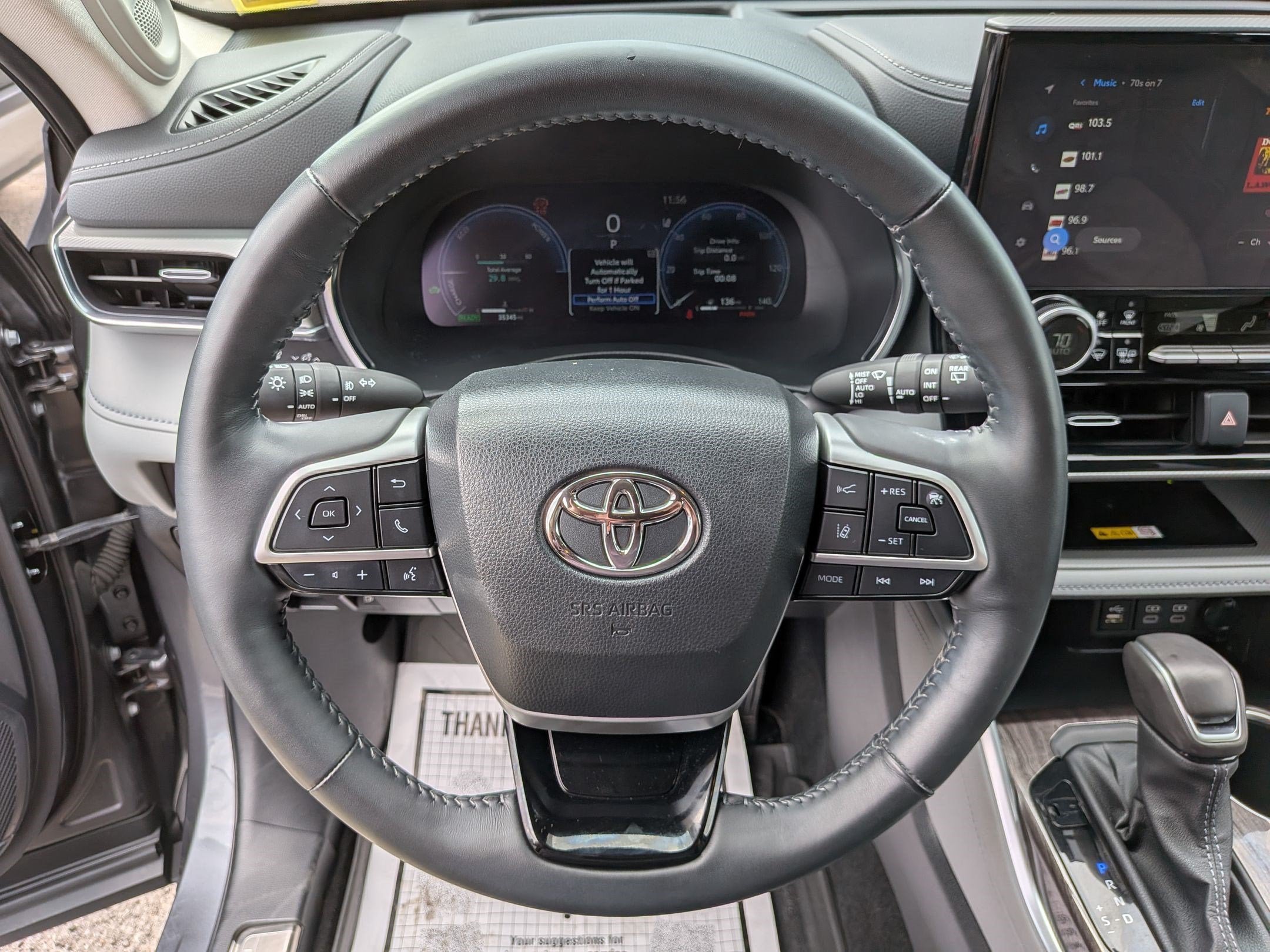 2024 Toyota Highlander Hybrid Platinum
