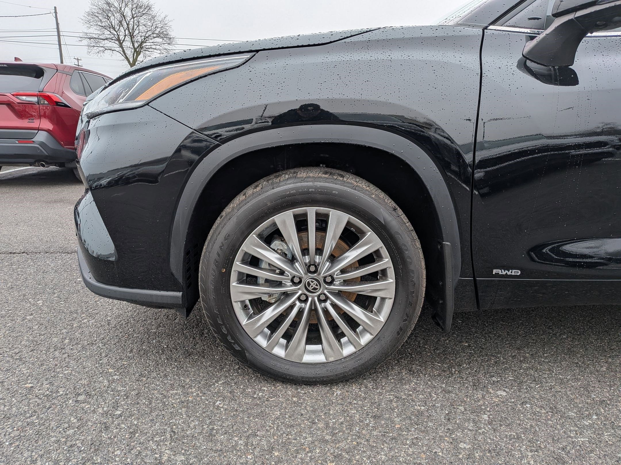 2026 Toyota Highlander Hybrid Platinum