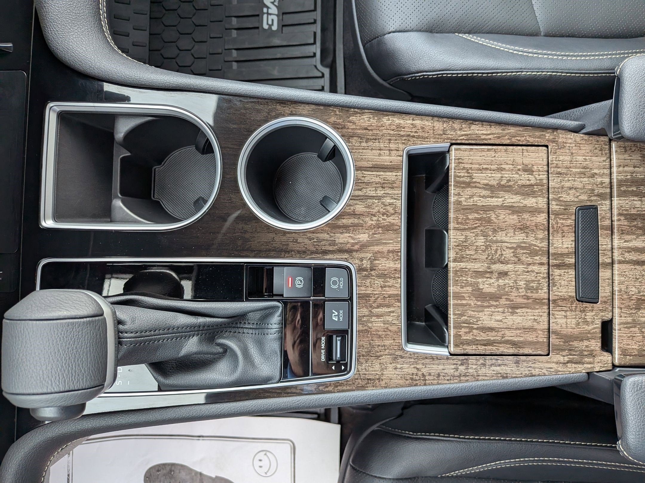 2025 Toyota Sienna Platinum 7 Passenger