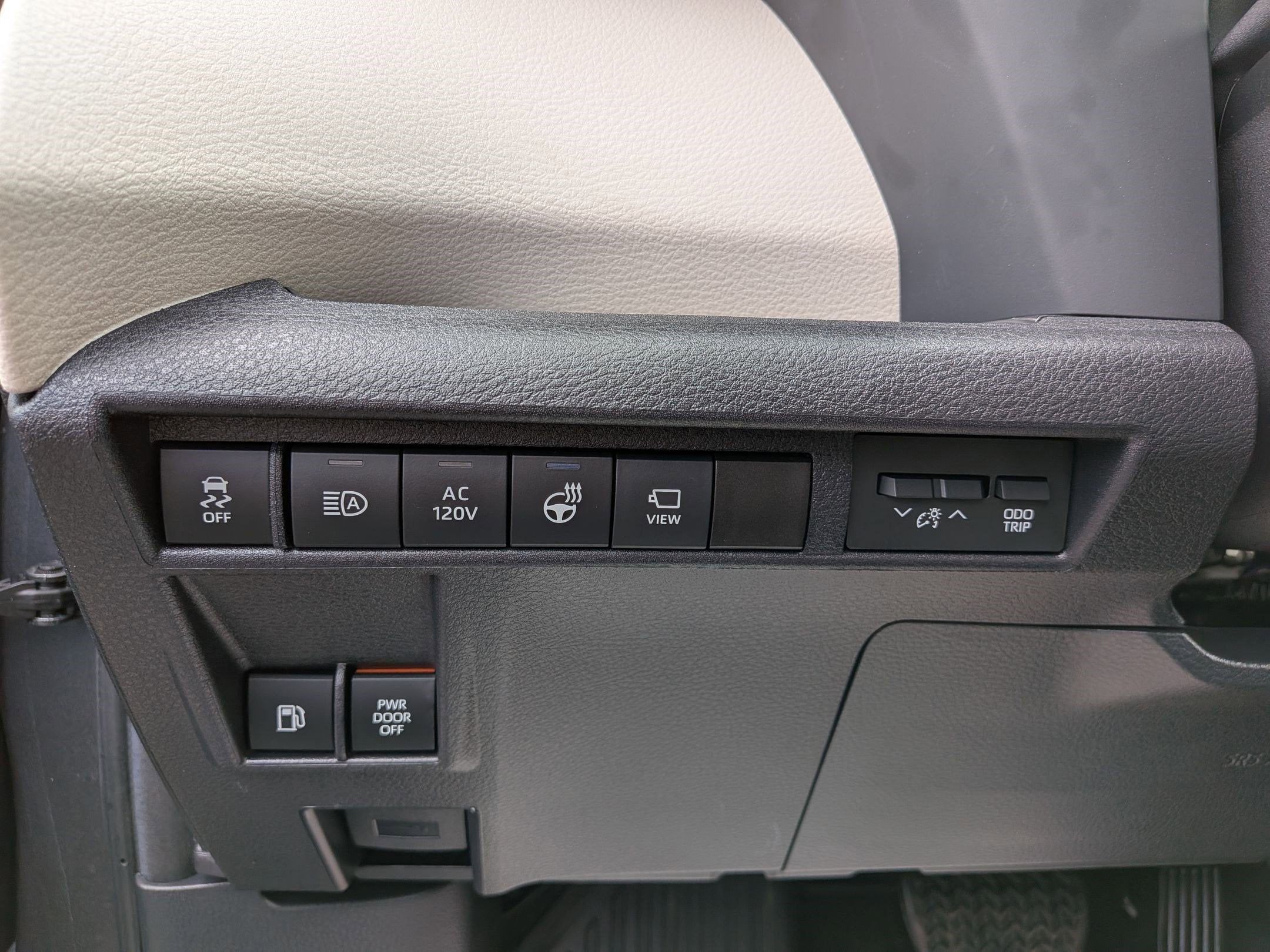 2025 Toyota Sienna Platinum 7 Passenger