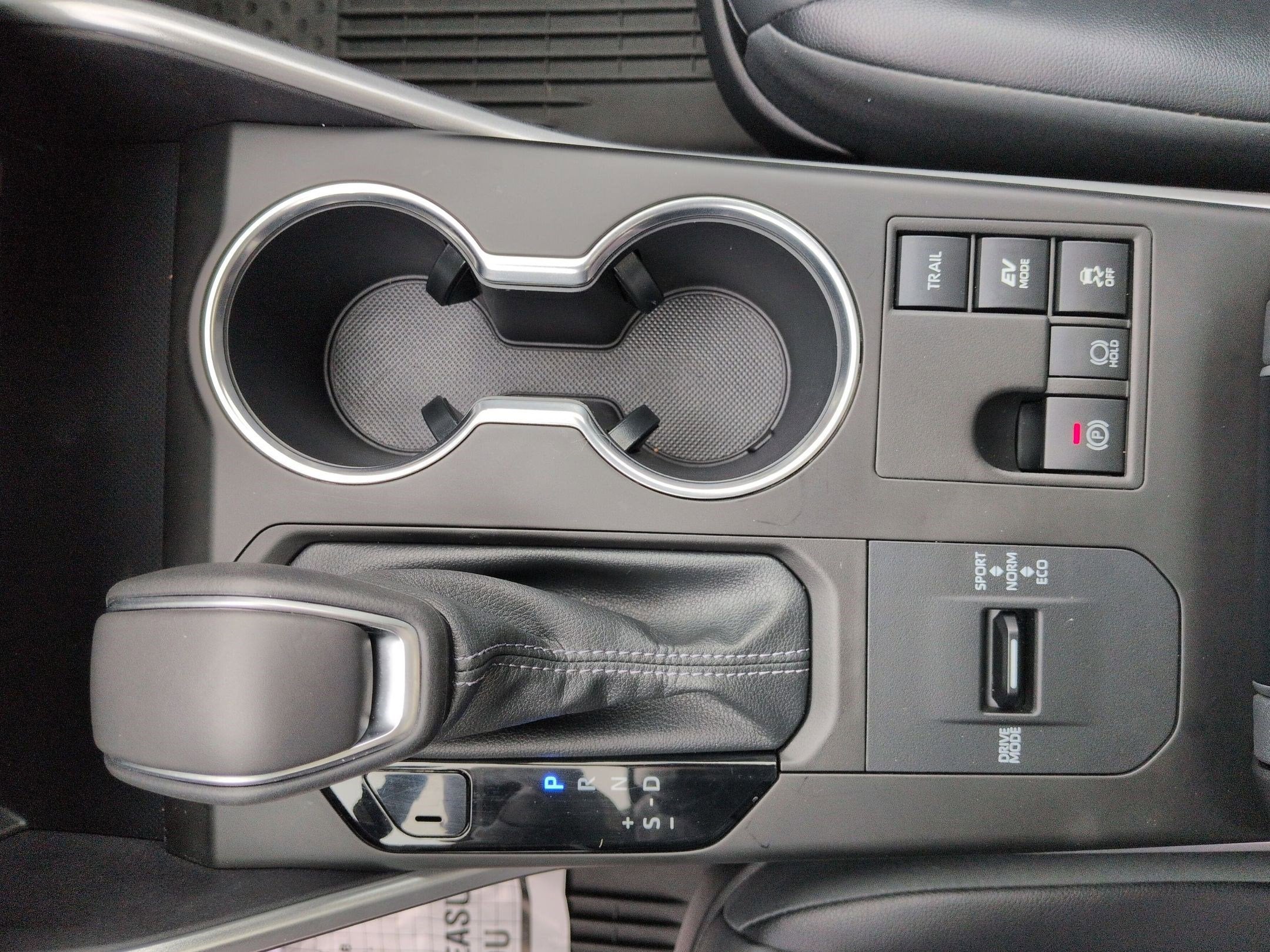 2024 Toyota Highlander Hybrid XLE