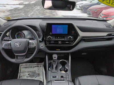 2024 Toyota Highlander Hybrid XLE