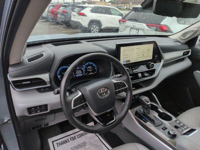 2024 Toyota Highlander Platinum