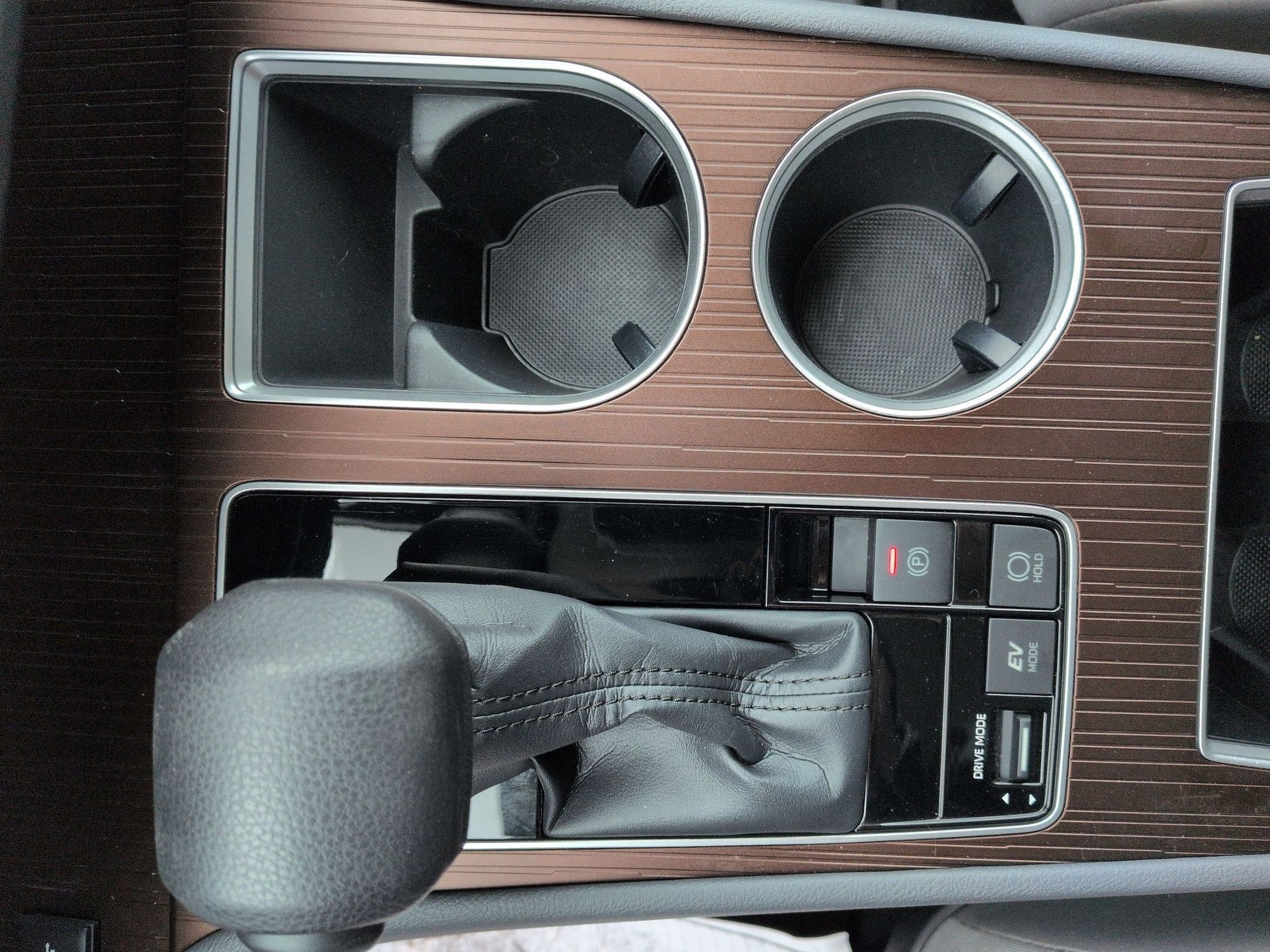 2023 Toyota Sienna LE AWD 8 Passenger