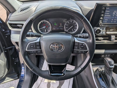 2022 Toyota Highlander XSE