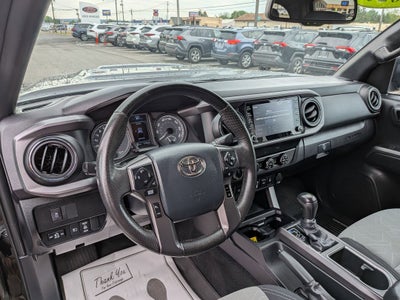 2020 Toyota Tacoma TRD Sport w/ Tech pkg V6