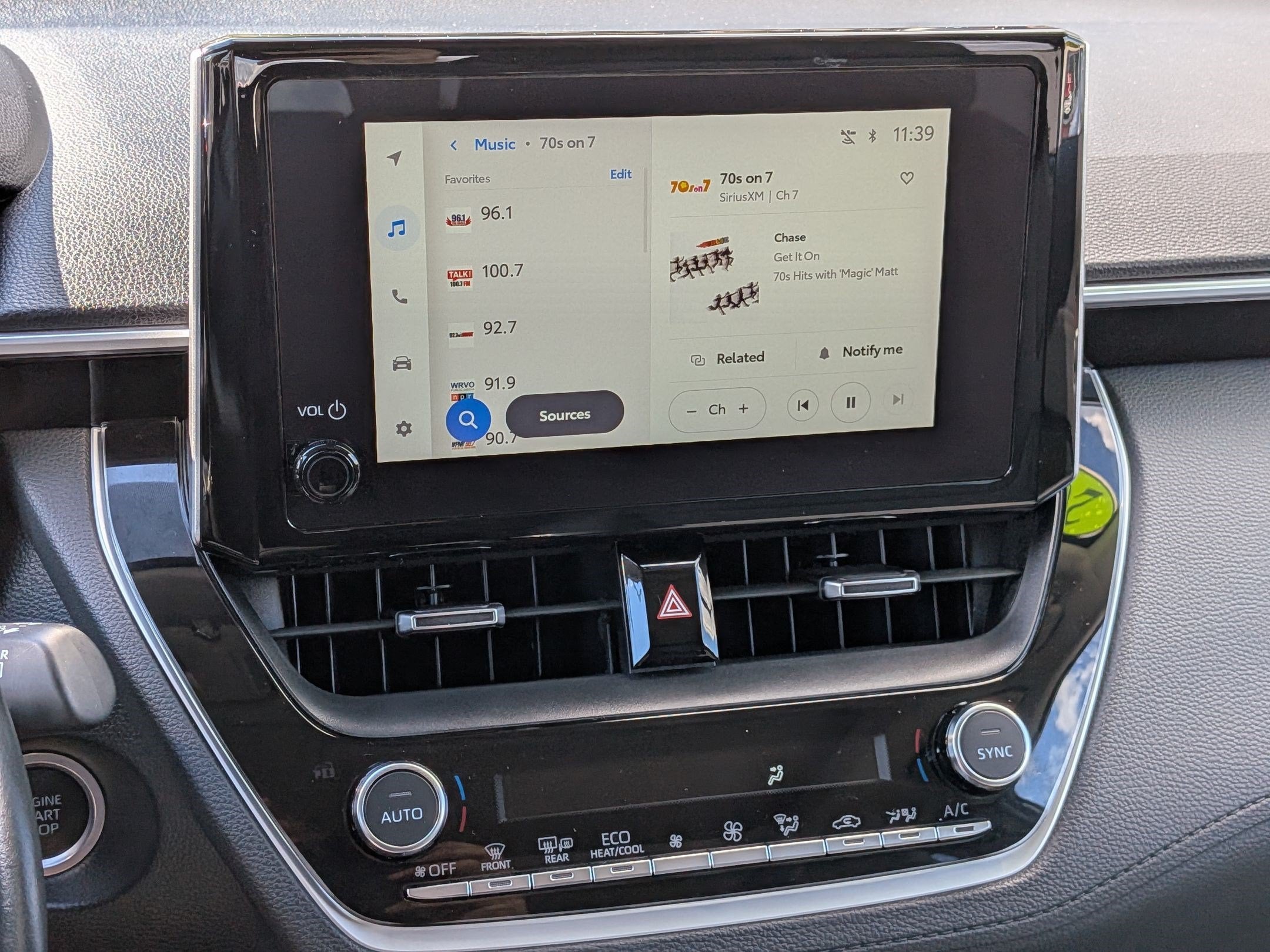 2023 Toyota Corolla Cross XLE
