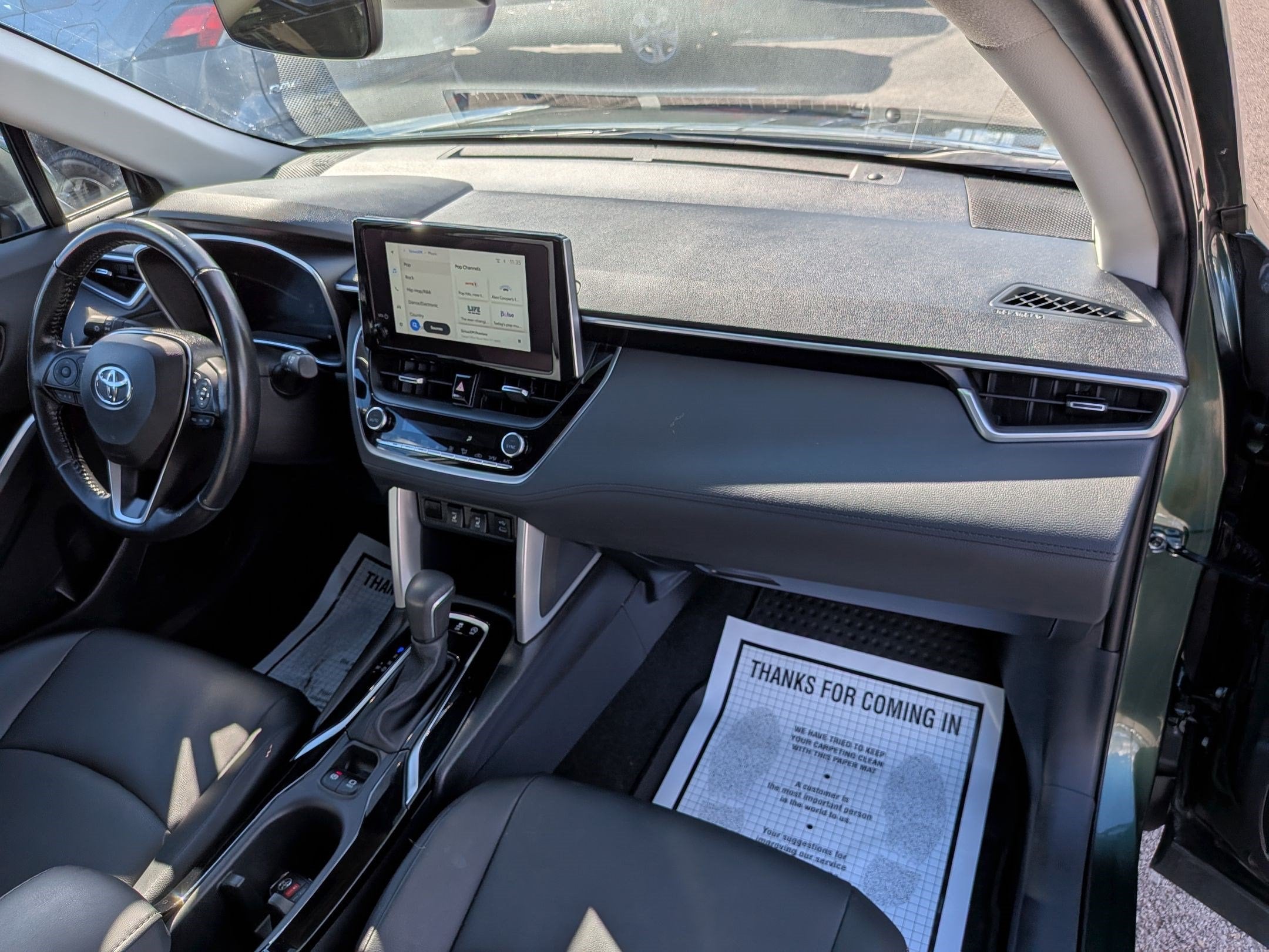 2023 Toyota Corolla Cross XLE