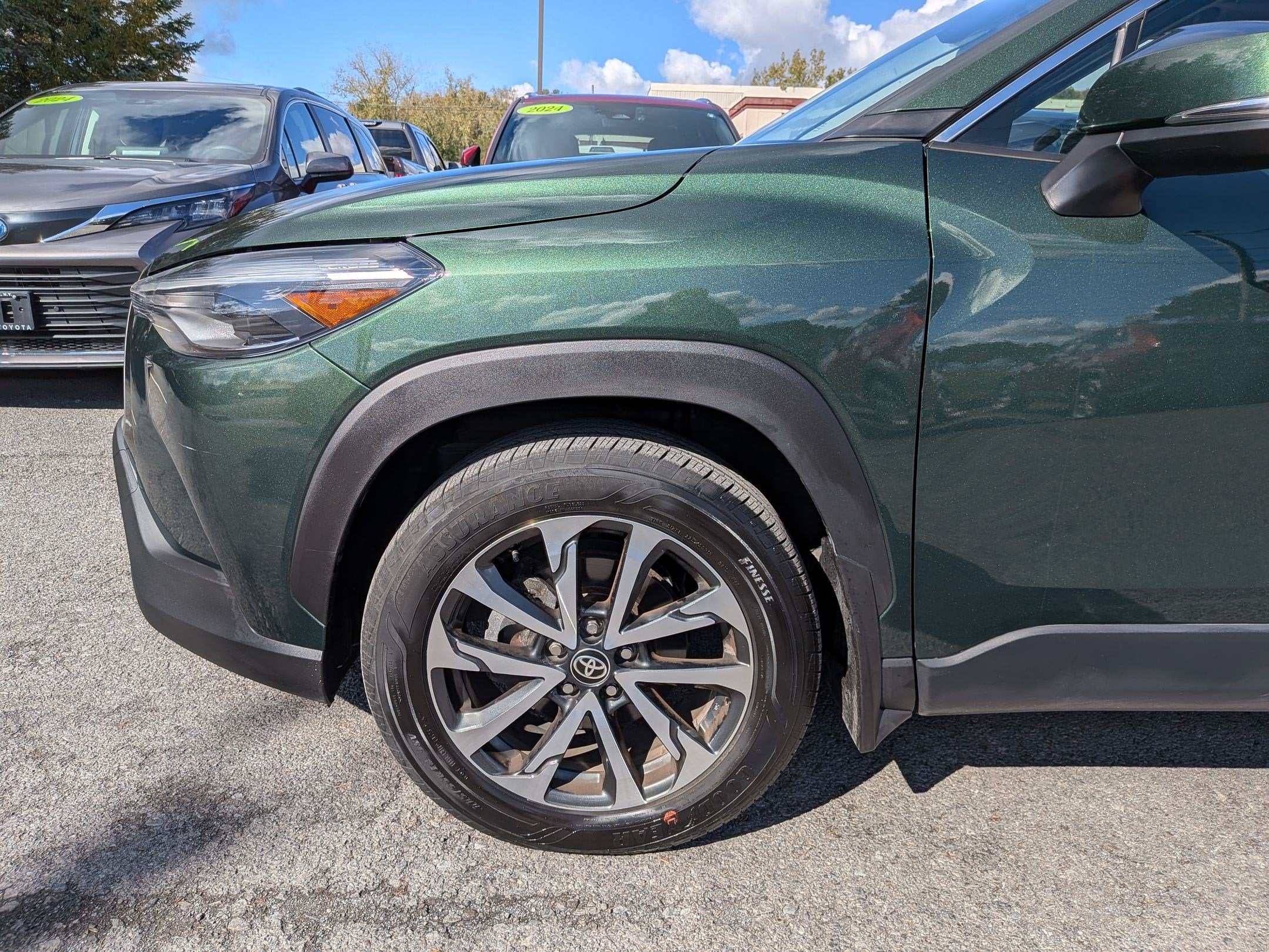 2023 Toyota Corolla Cross XLE