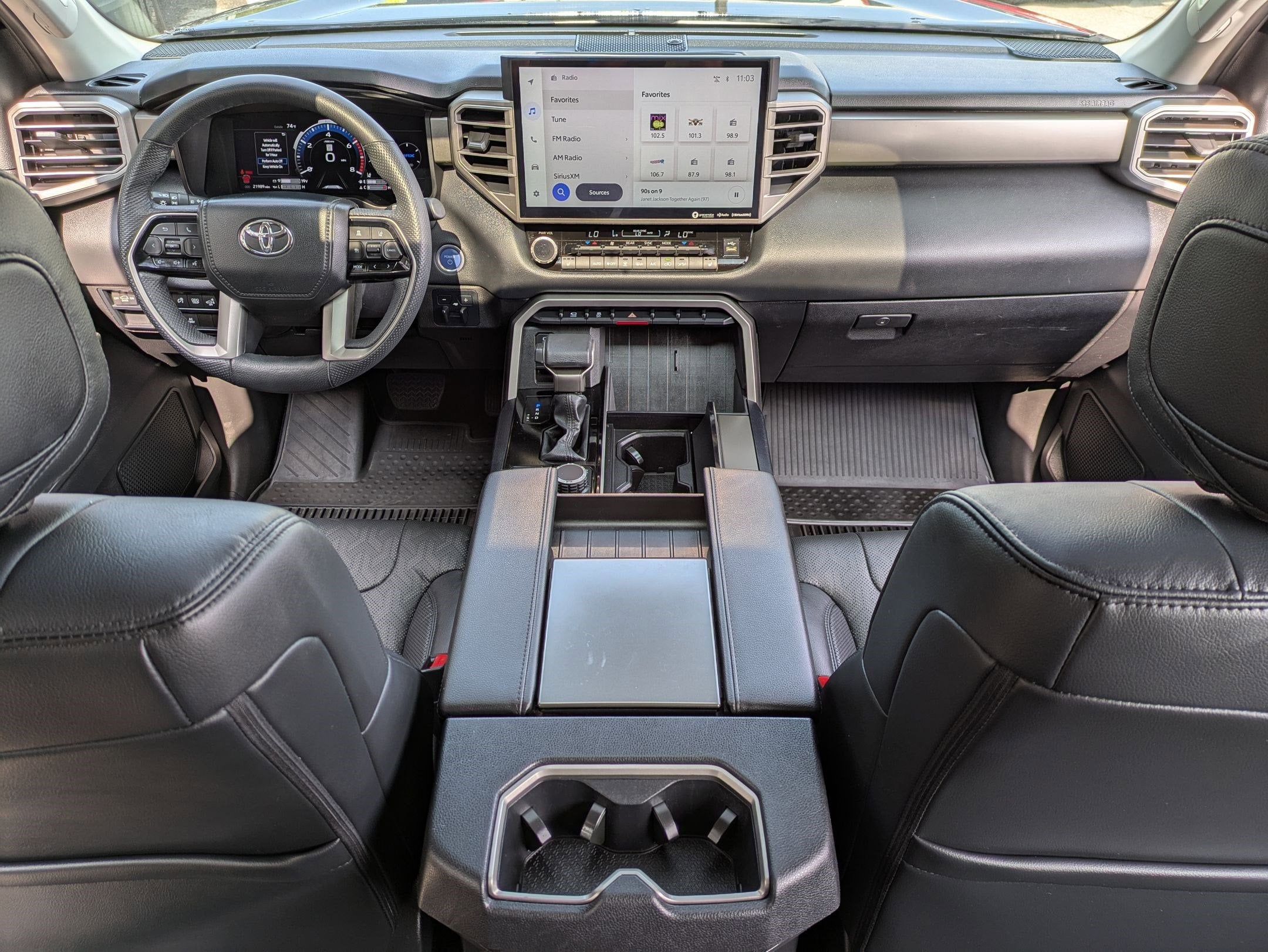 2024 Toyota Sequoia SR5