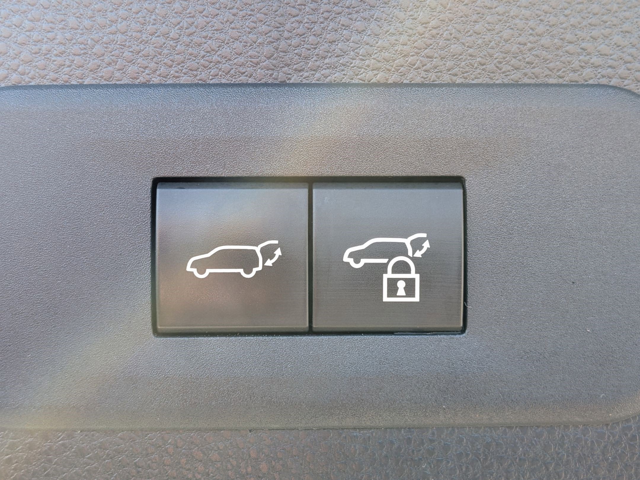 2025 Toyota Crown Signia XLE