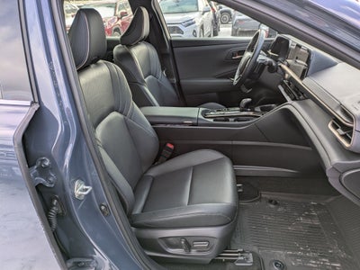 2025 Toyota Crown Signia XLE