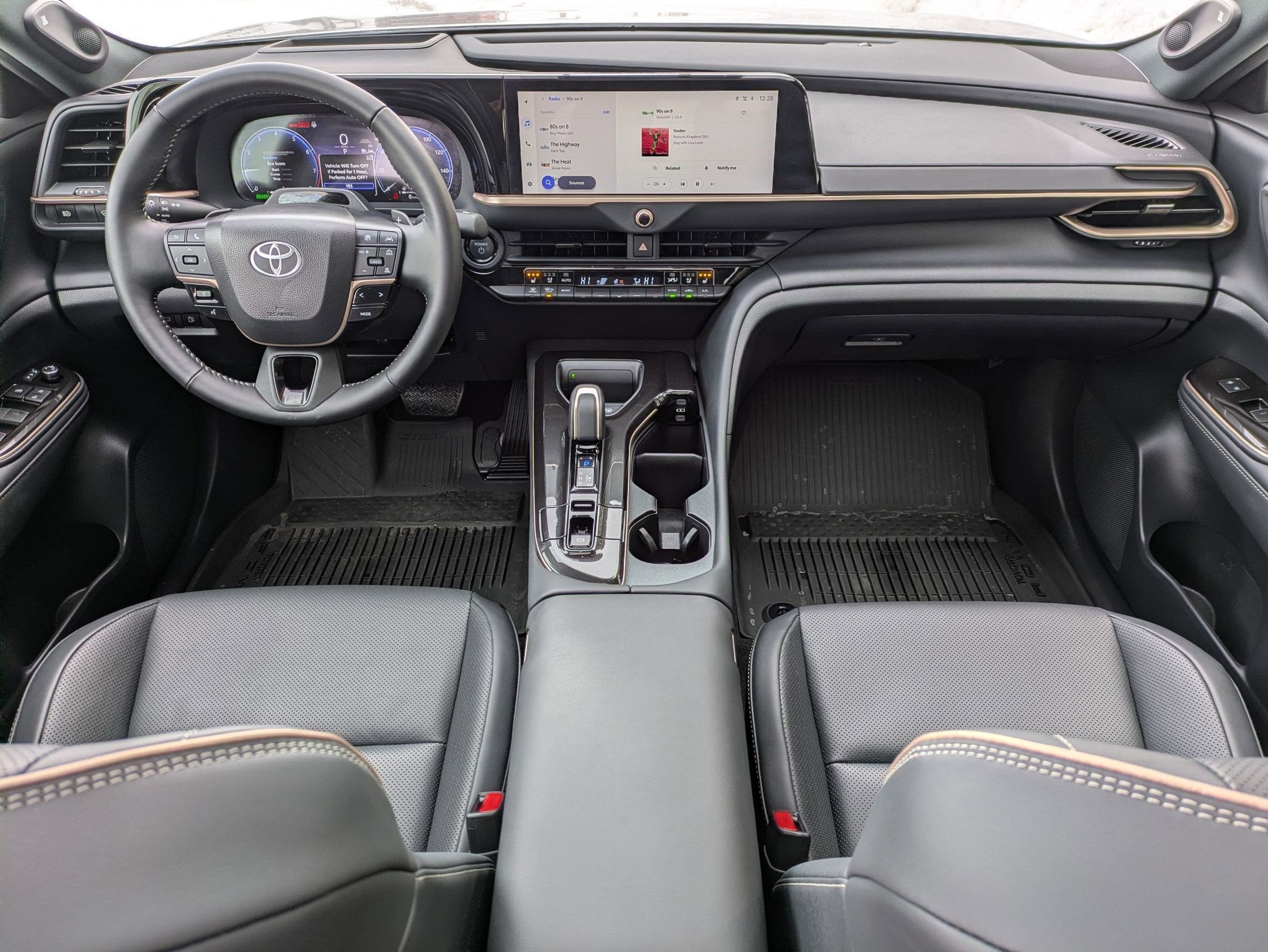 2025 Toyota Crown Platinum