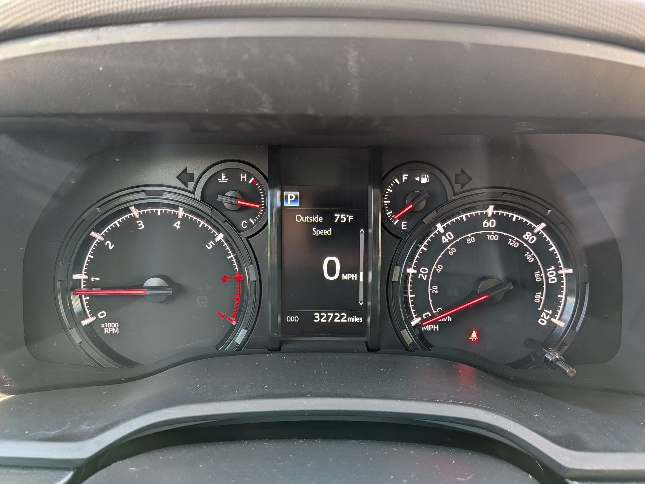2023 Toyota 4Runner SR5 Premium w/ Third Row Seating