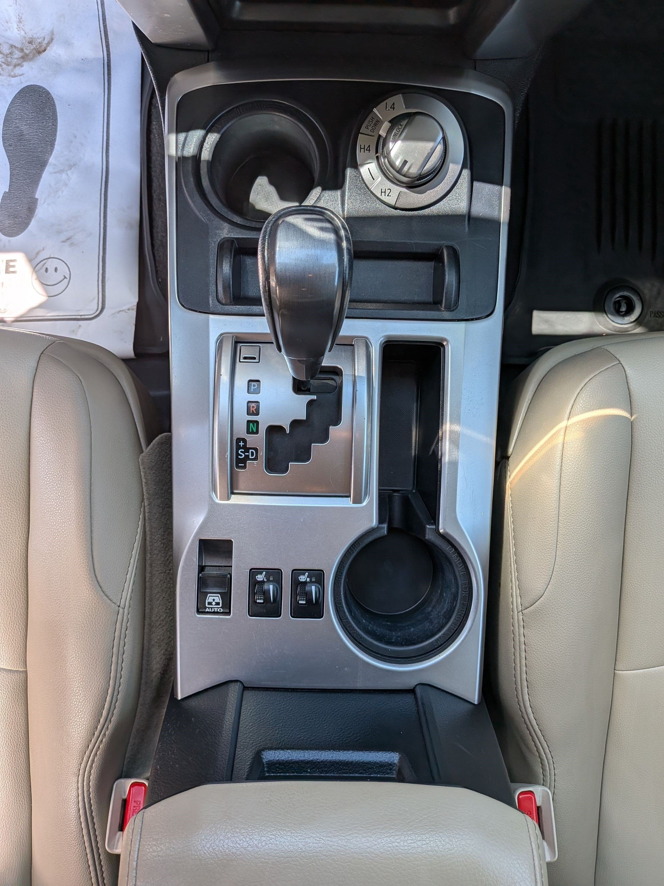 2023 Toyota 4Runner SR5 Premium w/ Third Row Seating