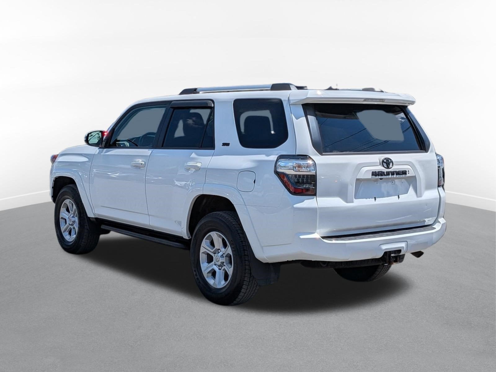 2023 Toyota 4Runner SR5 Premium w/ Third Row Seating