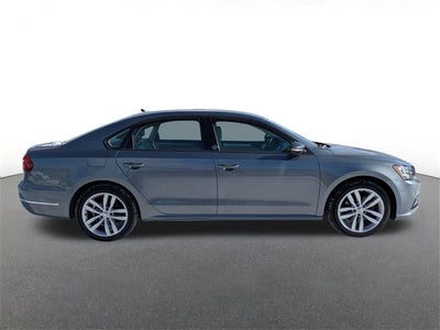 2019 Volkswagen Passat 2.0T Wolfsburg