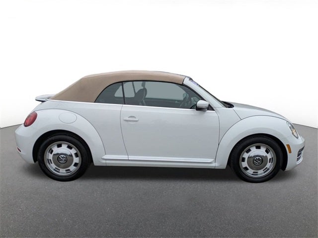 2018 Volkswagen Beetle 2.0T Coast