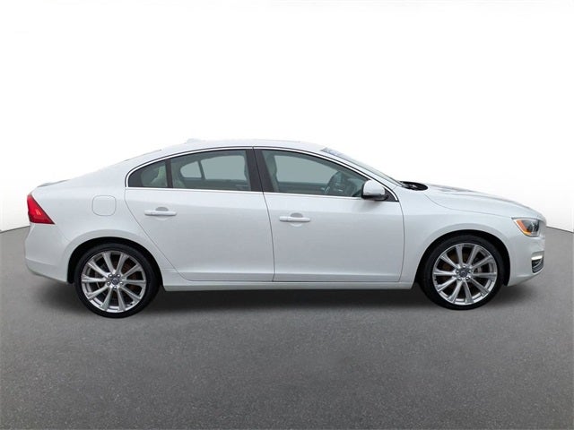 2018 Volvo S60 Inscription T5 Platinum