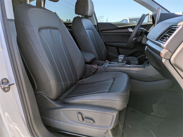 2024 Audi Q5 40 Premium quattro