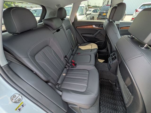 2023 Audi Q5 40 Premium Plus quattro