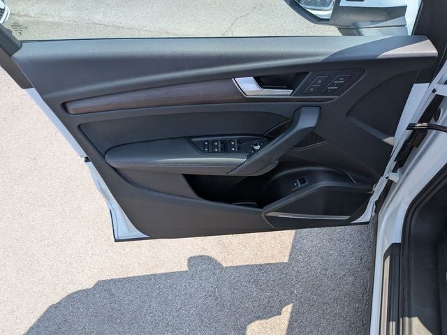 2024 Audi Q5 40 Premium Plus quattro