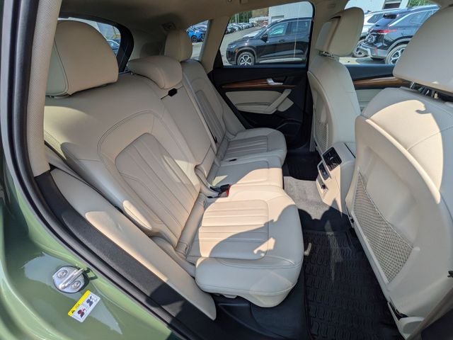 2023 Audi Q5 40 Premium Plus quattro