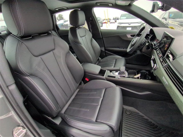 2023 Audi A4 45 S line Premium quattro