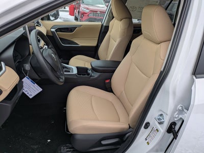 2025 Toyota RAV4 LE