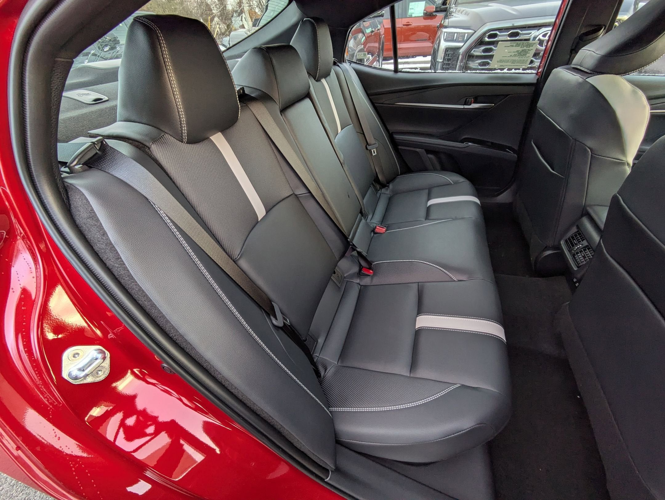 2026 Toyota Camry SE AWD