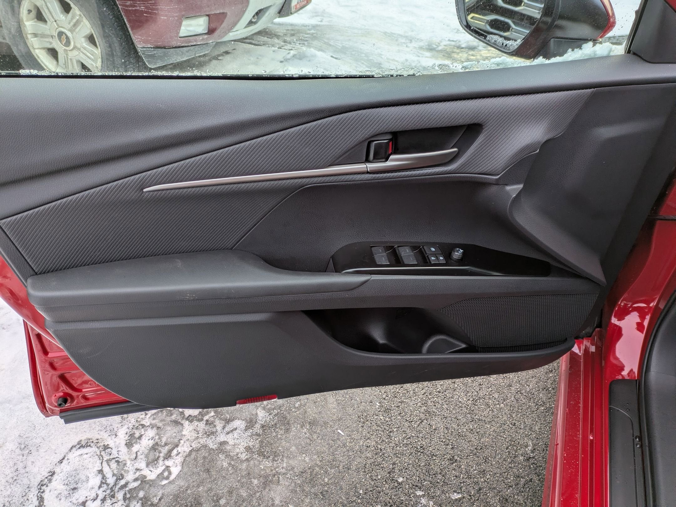 2026 Toyota Camry SE AWD