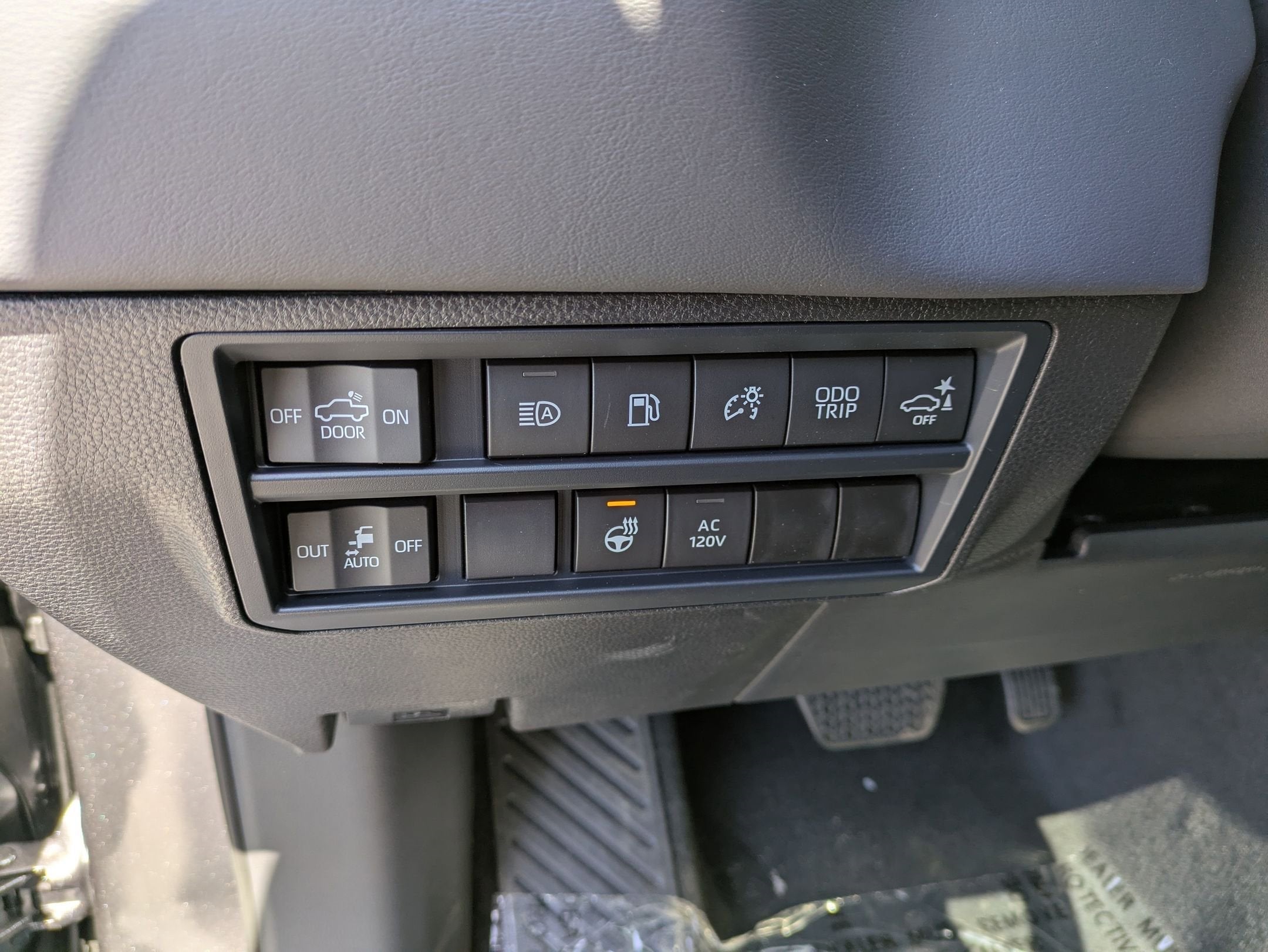 2025 Toyota Tundra i-FORCE MAX Tundra Platinum