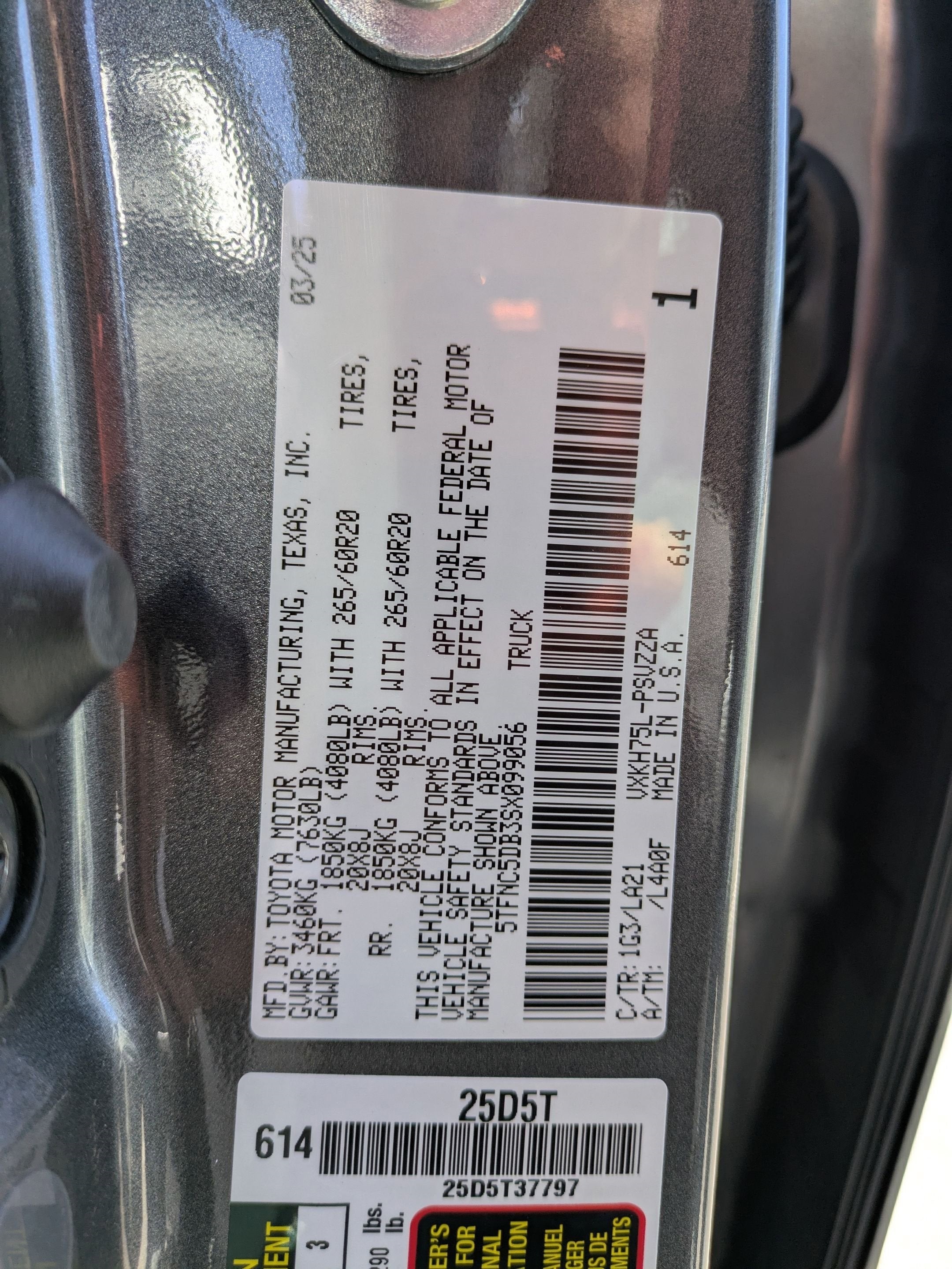 2025 Toyota Tundra i-FORCE MAX Tundra Platinum