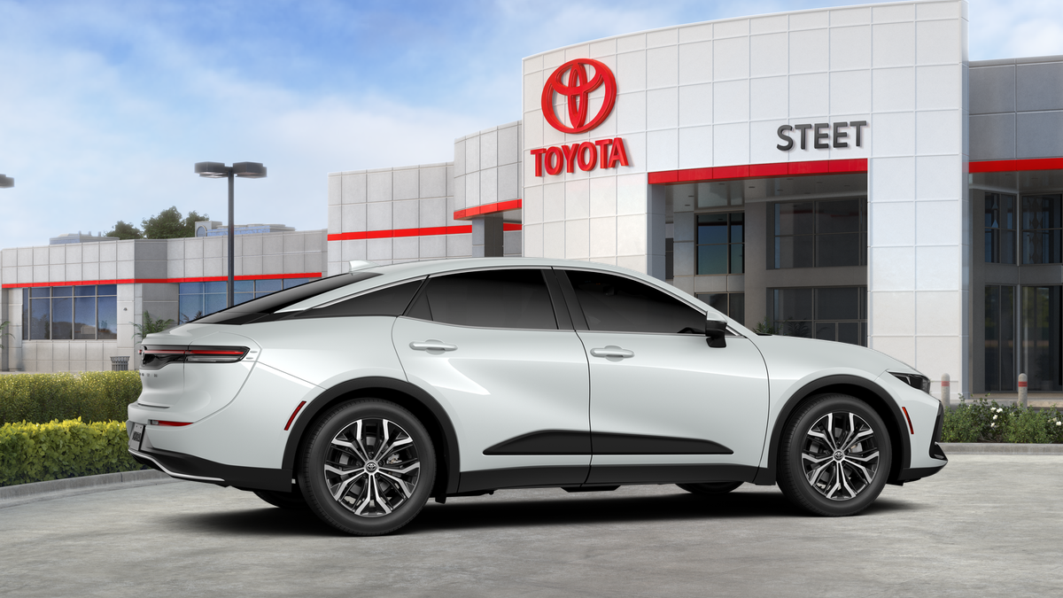 2026 Toyota Toyota Crown XLE