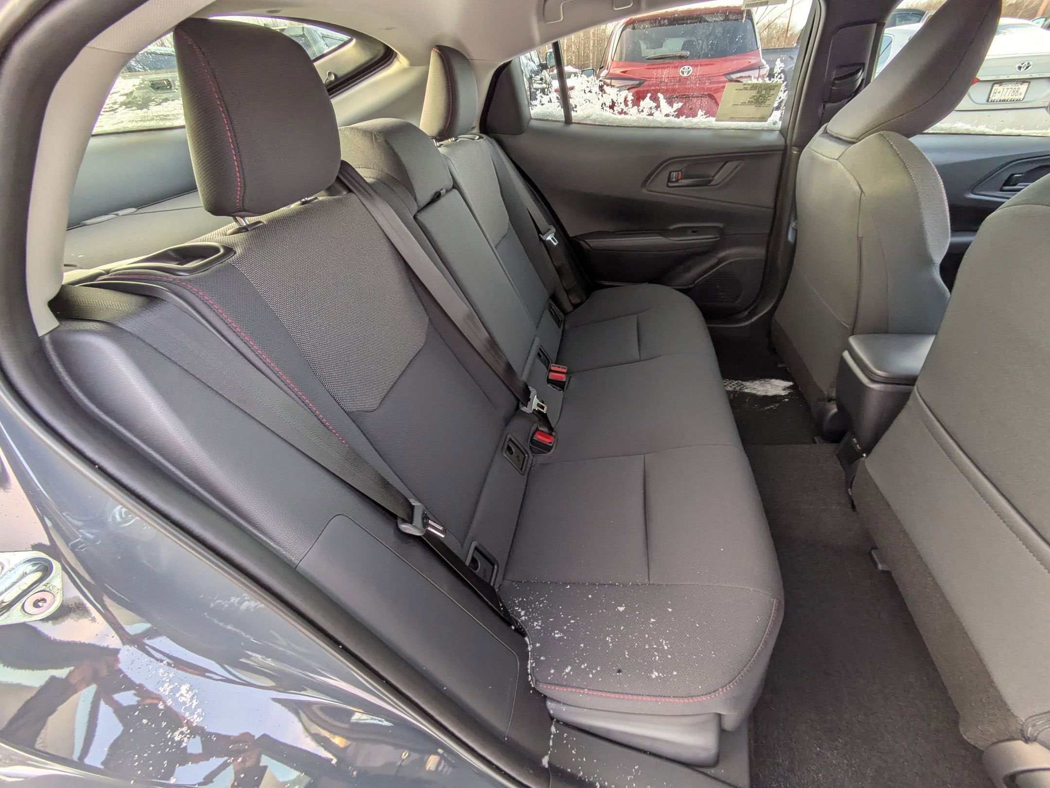 2026 Toyota Prius Plug-in Hybrid SE